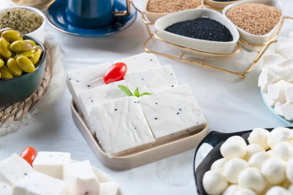 Traditional Sheep Cheese with Black Seeds( Seasonal ) (1 كغ)